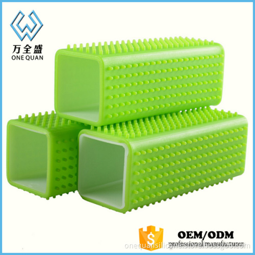 New Design Creative Pet Hair Remover Silicone Pet Brushes